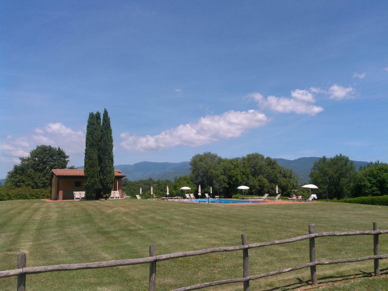 Agriturismo Il Palazzo Pergine Valdarno Bagian luar foto