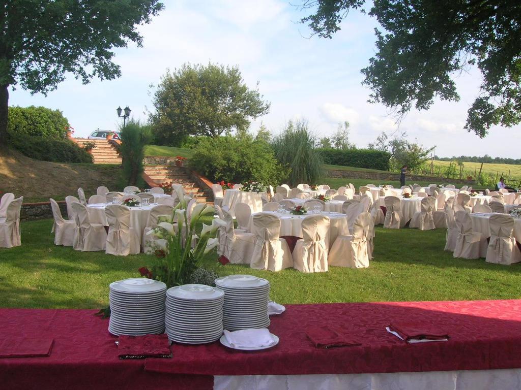 Agriturismo Il Palazzo Pergine Valdarno Bagian luar foto